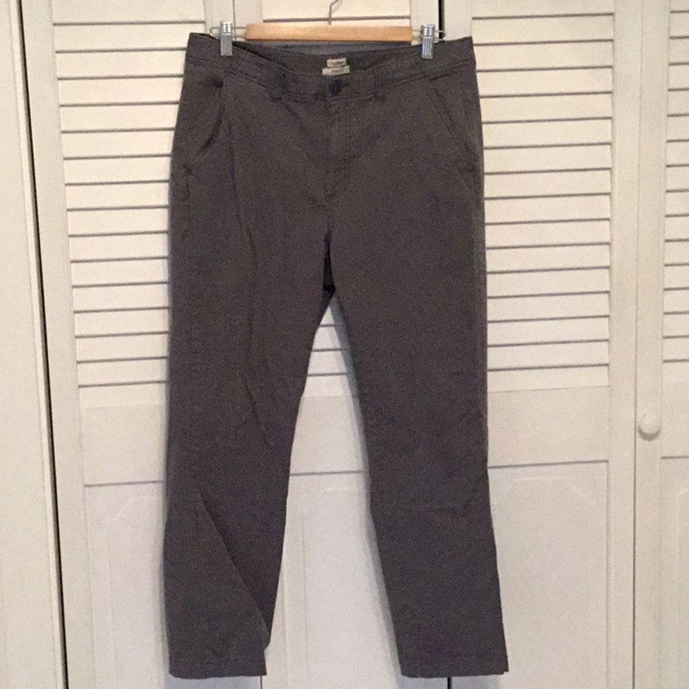 LLBean Favorite Fit regular khakis size 12